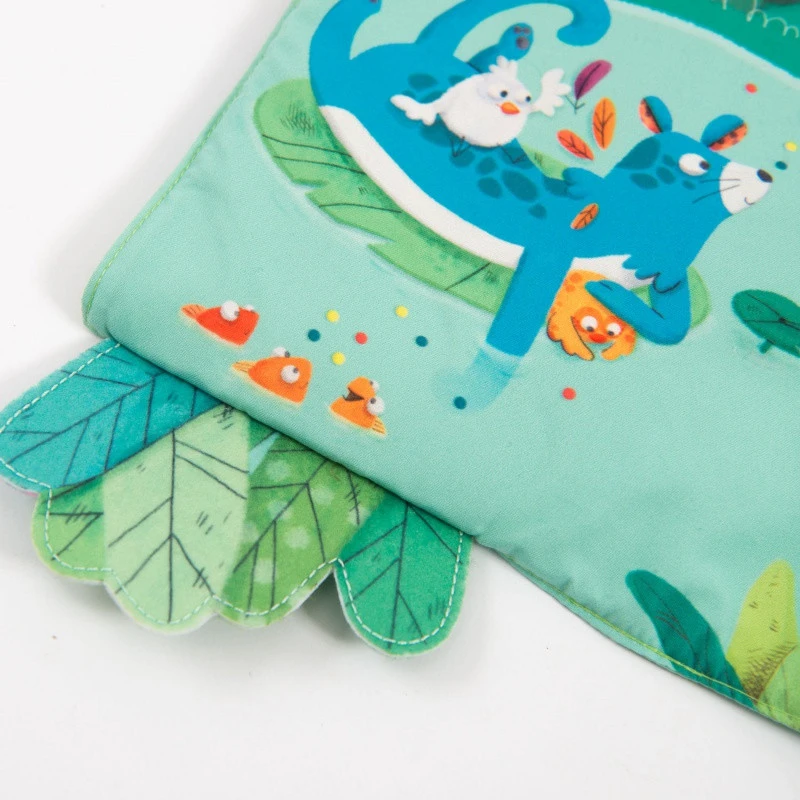 Grand Livre D'activités En Tissu MOULIN ROTY Dans La Jungle 8 Grand Livre D'activités En Tissu MOULIN ROTY Dans La Jungle – Image 6